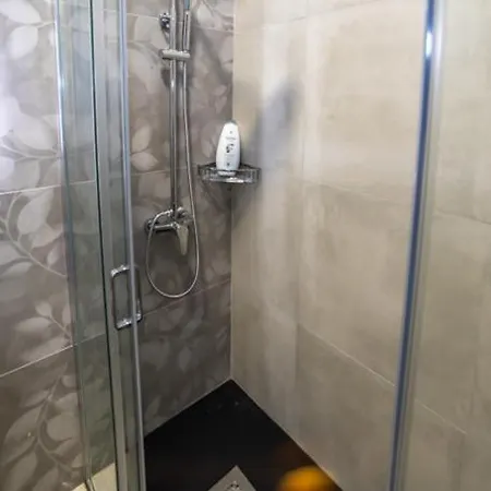 Comfortable In Great Location - By Hostmt * خليج سانت بول