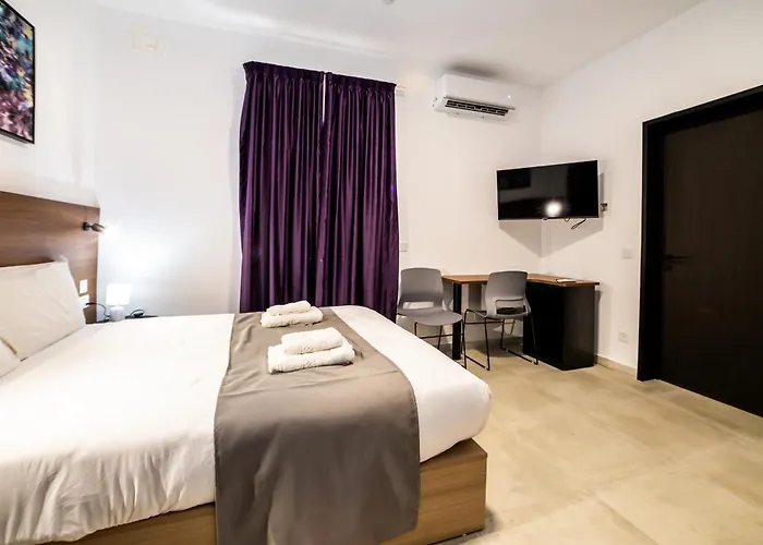 Comfortable In Great Location - By Hostmt * St. Paul's Bay